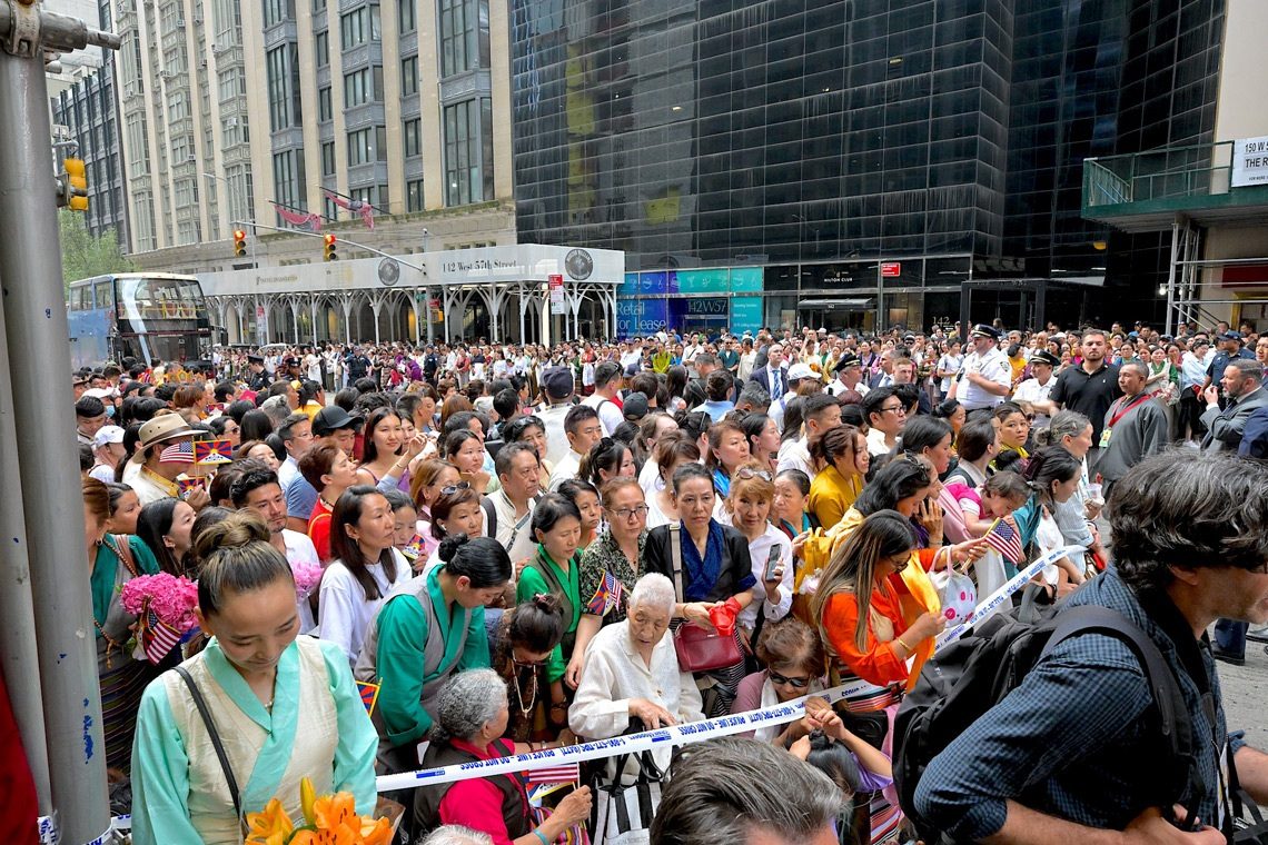 Holiness dalai lama Arrives in New York City (1).jpg