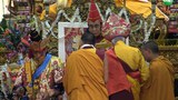 གཞིས་བྱེས་འཕན་པོ་དང་པདྨ་བཀོད་ཀྱི་སེར་སྐྱ་མི་མང་གིས་༧གོང་ས་མཆོག་ལ་བརྟན་བཞུགས་སྐབས། ༢༠༡༦།༡༡།༢