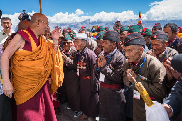 ༧གོང་ས་མཆོག་གིས་རྒྱ་གར་ལ་དྭགས་ཁུལ་དུ་མཛད་འཕྲིན་སྐྱོང་སྐབས། ༢༠༡༦།༨།༨