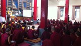 འབྲས་སྤུངས་སུ་ནང་ཆོས་དང་ཚན་རིག་སྐོར་གྱི་བགྲོ་གླེང་གནང་བཞིན་པ། ༢༠༡༤།༧།༣༡
