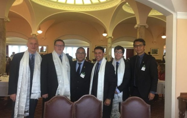 བཀའ་བློན་མཆོག་གིས་ཁེ་ན་ཊའི་གྲོས་ཚོགས་འཐུས་མི་དང་མཇལ་མོལ་སྐབས། ༢༠༡༧།༣།༧