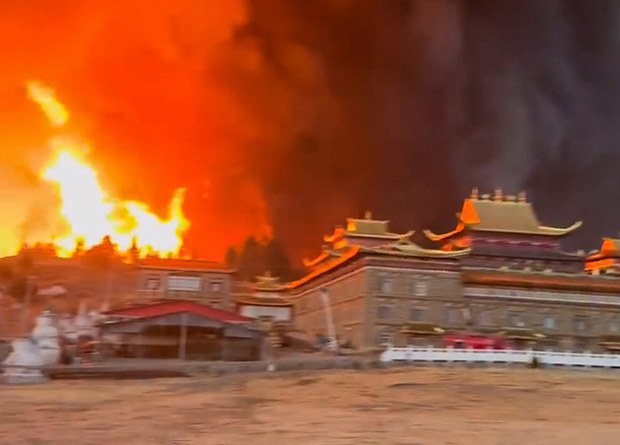 བདུན་ཕྲག་གཅིག་ལྷག་རྗེས་ཉག་ཆུ་རྫོང་གི་ནགས་ཚལ་མེ་སྐྱོན་ད་དུང་གསོད་ཐུབ་མི་འདུག བདུན་ཕྲག་གཅིག་ལྷག་རྗེས་ཉག་ཆུ་རྫོང་གི་ནགས་ཚལ་མེ་སྐྱོན་ད་དུང་གསོད་ཐུབ་མི་འདུག