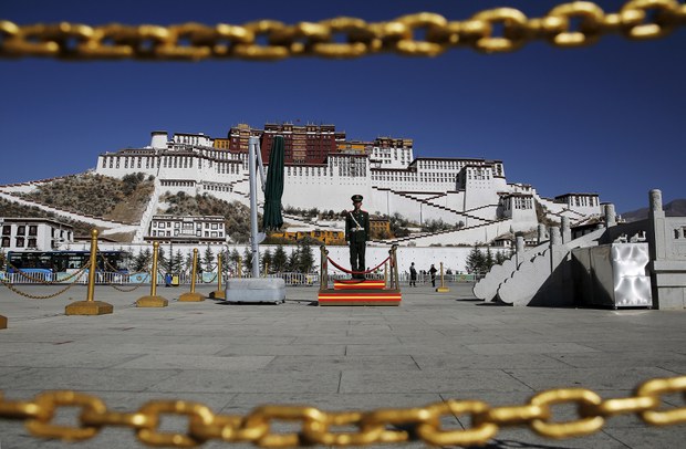 རྒྱ་ནག་གཞུང་གིས་འཛུགས་སྐྲུན་ལས་གཞི་ག་རེ་སྤེལ་ཀྱང་བོད་མིའི་མངོན་འདོད་ལ་དཀའ་ངལ་འཕྲད་ཕྱིན་ཆད་འཛུགས་སྐྲུན་ཡར་རྒྱས་དེས་ཕན་ཐོགས་མེད་ཅེས། བོད་མིའི་སྒྲིག་འཛུགས་ཀྱིས་གསལ་སྟོན་གནང་ཡོད་པ།