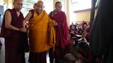 དགའ་ལྡན་ཁྲི་རིན་པོ་ཆེ་མཆོག་གིས། ཆོས་ཉམས་སུ་ལེན་པར་གཙོ་བོ་ཀུན་སློང་ཡང་དག་པ་ཞིག་དགོས་གལ་ཆེ་བའི་སྐོར་བཀའ་གནང་སོང་།