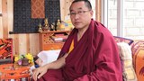 དགེ་བཤེས་བསོད་ནམས་རྒྱ་མཚོ་ལགས་ཀྱི་བཙོན་འཇུག་དུས་ཡུན་ཚང་ནས་ཀློད་ཡོད་ཀྱང་ཁོང་གི་སྐུ་གཟུགས་གནས་སྟངས་ཧ་ཅང་སྐྱོ་བོར་ཆགས་ཡོད་འདུག