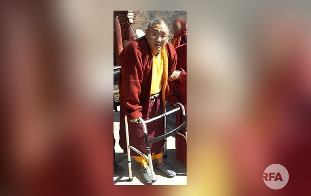 དགེ་བཤེས་ཚེ་དབང་རྣམ་རྒྱལ་ལགས་ཀློད་གྲོལ་བཏང་སྟེ་ལོ་ཤས་འགྲོ་བཞིན་ཡོད་ཀྱང་ཁོང་གི་འཕྲོད་བསྟེན་གནས་སྟངས་ཉམ་ཞན་དང་རྐང་པ་གཉིས་ཞ་བོར་གྱུར་ཡོད་པ།