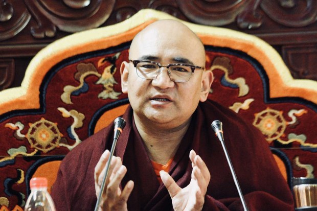 སྒོ་ཤེས་རབ་རྒྱ་མཚོ་ལགས་འཛིན་བཟུང་བཙན་ཁྲིད་རྗེས་གནས་སྟངས་གསལ་ཆ་མེད་པར་གྱུར་འདུག