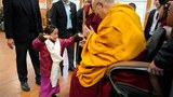 ༸གོང་ས་༸སྐྱབས་མགོན་ཆེན་པོ་མཆོག་གིས་བཞུགས་སྒར་དུ་རབ་གནས་ཤིང་སྦྲུལ་ལོའི་མཇལ་ཁ་མཐའ་མ་སྩལ་བ།