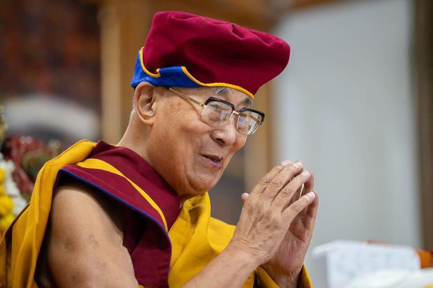 ༸གོང་ས་༸སྐྱབས་མགོན་ཆེན་པོ་མཆོག་གིས་བསྟན་པ་རྒྱས་པར་སོ་སོ་རང་ཉིད་ཀྱིས་བསླབ་པ་གསུམ་གྱི་ཉམས་ལེན་གདེང་ཁེལ་བ་ཞིག་བྱ་དགོས་པ་ལས་ཕྱིའི་རྣམ་པ་ཡར་རྒྱས་ཀྱིས་མི་ཕན་ཞེས་བཀའ་སྩལ་མཛད་པ། ༸གོང་ས་༸སྐྱབས་མགོན་ཆེན་པོ་མཆོག་གིས་བསྟན་པ་རྒྱས་པར་སོ་སོ་རང་ཉིད་ཀྱིས་བསླབ་པ་གསུམ་གྱི་ཉམས་ལེན་གདེང་ཁེལ་བ་ཞིག་བྱ་དགོས་པ་ལས་ཕྱིའི་རྣམ་པ་ཡར་རྒྱས་ཀྱིས་མི་ཕན་ཞེས་བཀའ་སྩལ་མཛད་པ།