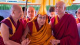 ༸གོང་ས་༸སྐྱབས་མགོན་ཆེན་པོ་མཆོག་གིས་དགུང་གྲངས་བརྒྱ་དང་བཅུ་གྲངས་བཞུགས་རྒྱུའི་ཞལ་བཞེས་བསྐྱར་ནན་མཛད་སོང་།