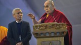 གྲོས་མོལ་ནི་སྟོབས་མེད་དང་སྐྱོན་ཆའི་རང་བཞིན་གྱི་རྟགས་མཚན་ཞིག་མིན་པར་རྣམ་དཔྱོད་ལྡན་པའི་བློ་གྲོས་ཤིག་ཞིག་རེད།