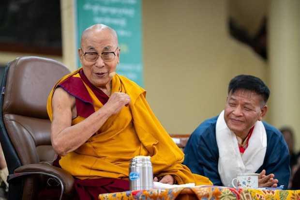 ༸གོངས་མཆོག་གིས་ཟླ་བ་འདིའི་ཚེས་༢༩ ནས་ཉིན་གསུམ་རིང་གནས་མཆོག་རྡོ་རྗེ་གདན་དུ་ཆོས་འབྲེལ་བསྩལ་རྒྱུ།