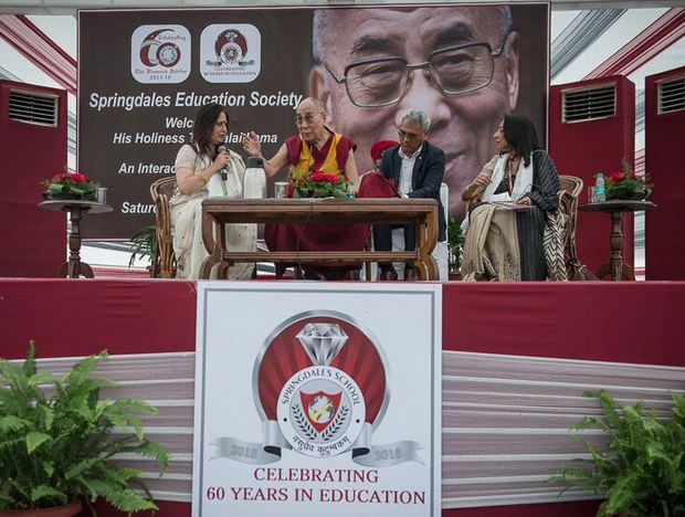 ལྡི་ལིར་རྒྱ་གར་གྱི་སློབ་ཕྲུག་ཚོར་དམིགས་བསལ་བཀའ་སློབ་སྩལ་བ། ལྡི་ལིར་རྒྱ་གར་གྱི་སློབ་ཕྲུག་ཚོར་དམིགས་བསལ་བཀའ་སློབ་སྩལ་བ།