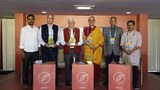བོད་ཀྱི་གནད་དོན་ནི་རྒྱ་གར་གྱི་སྲིད་ཇུས་དང་འབྲེལ་བའི་གནད་དོན་གལ་ཆེན་ཞིག་ཡིན་པར་ངོས་འཛིན་ཐུབ་དགོས་ཞེས། རྒྱལ་སྤྱིའི་ནང་པའི་ལྷན་ཚོགས་ཀྱི་དྲུང་ཆེ་བྱང་ཆུབ་ཆོས་ལྡན་ལགས་ནས་ཧི་མ་ལ་ཡའི་ས་ཁམས་ཆབ་སྲིད་ཀྱི་བགྲོ་གླེང་ཐོག་གསུངས།