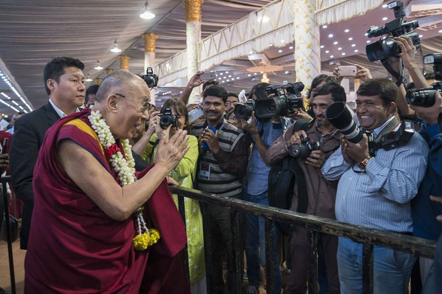 ༸གོང་ས་མཆོག་གི་རྒྱ་གར་ལྷོ་ཕྱོགས་ཁུལ་གྱི་མཛད་འཕྲིན་ལེགས་གྲུབ། ༸གོང་ས་མཆོག་གི་རྒྱ་གར་ལྷོ་ཕྱོགས་ཁུལ་གྱི་མཛད་འཕྲིན་ལེགས་གྲུབ།