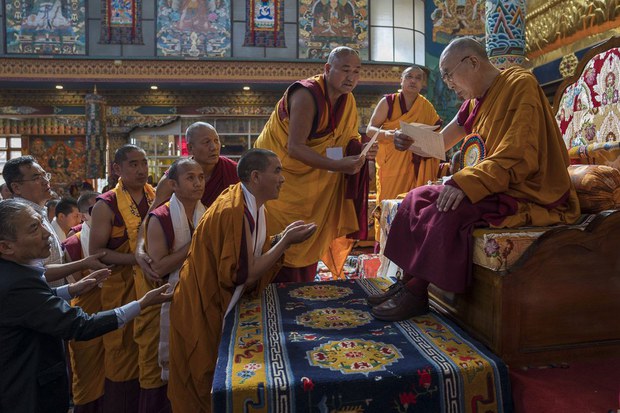 རྣམ་གྲོལ་གླིང་བསླབ་པ་མཐར་སོན་གྱི་མཛད་སྒོ། རྣམ་གྲོལ་གླིང་བསླབ་པ་མཐར་སོན་གྱི་མཛད་སྒོ།