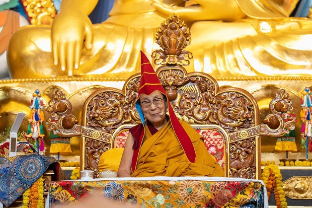 ༸གོང་ས་མཆོག་གིས་བོད་རྒྱ་ཧོར་གསུམ་ཚང་མར་བསྟན་པའི་ཞབས་འདེགས་བསྒྲུབ་བསམ་པའི་སེམས་ཤུགས་སྐྱེད་བཞིན་ཡོད་ཅེས་བཀའ་སྕལ་བ། ༸གོང་ས་མཆོག་གིས་བོད་རྒྱ་ཧོར་གསུམ་ཚང་མར་བསྟན་པའི་ཞབས་འདེགས་བསྒྲུབ་བསམ་པའི་སེམས་ཤུགས་སྐྱེད་བཞིན་ཡོད་ཅེས་བཀའ་སྕལ་བ།