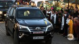 ༧གོང་ས་མཆོག་ལྡི་ལིར་མཛད་འཆར་བསྐྱང་ཆེད་བཞུགས་སྒར་ནས་ཆིབས་ཐོན་གནང་བ།