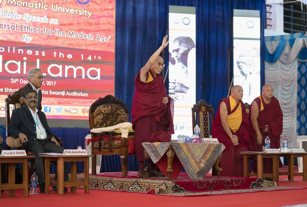 དེང་ཀྱི་དུས་ཚོད་འདིར་བཟང་སྤྱོད་ཀྱི་དགོས་མཁོ་ཆེན་པོ་ཡོད་པའི་སྐོར་བཀའ་སློབ་བསྩལ་བ། དེང་ཀྱི་དུས་ཚོད་འདིར་བཟང་སྤྱོད་ཀྱི་དགོས་མཁོ་ཆེན་པོ་ཡོད་པའི་སྐོར་བཀའ་སློབ་བསྩལ་བ།