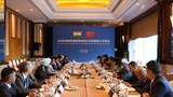རྒྱ་དཀར་ནག་གཉིས་ཀྱི་ས་མཚམས་གྲོས་མོལ་ཚོགས་འདུ་ཐེངས་ ༣༣ ཐོག་རྒྱལ་ཁབ་ཕྱོགས་གཉིས་དབར་གྱི་ས་མཚམས་བརྟན་ལྷིང་གལ་ཆེར་ངོས་འཛིན་དགོས་པའི་གྲོས་མོལ་བྱུང་འདུག