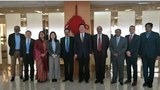 ང་ཚོ་རྒྱ་གར་ནས་ཡིན་པ་ཤེས་སྐབས་བོད་ནང་གི་བོད་མིས་བློ་ཐག་ཉེ་པོ་གནང་འདུག་ཅེས། རྒྱ་གར་བློ་འདོན་ལྟེ་གནས་ཁང་གི་སྐུ་ཚབ་ཚོགས་ཆུང་མི་སྣས་འགྲེལ་བརྗོད་གནང་བྱུང་།
