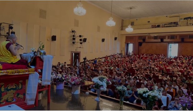 ཀུན་བདེ་གླིང་རྟ་ཚག་རྗེ་དྲུང་རིན་པོ་ཆེ་ཡིས་ཨུ་རུ་སུའི་ནང་ཆོས་འབྲེལ་དང་གནད་ཡོད་མི་སྣར་མཇལ་འཕྲད་གནང་འདུག ཀུན་བདེ་གླིང་རྟ་ཚག་རྗེ་དྲུང་རིན་པོ་ཆེ་ཡིས་ཨུ་རུ་སུའི་ནང་ཆོས་འབྲེལ་དང་གནད་ཡོད་མི་སྣར་མཇལ་འཕྲད་གནང་འདུག