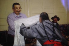 འཇིཊ་མེད་རྒྱ་མཚོ་འམ་བླ་བྲང་འཇིགས་མེད་མགོ་རིལ་ལགས་དང་ཁོང་གི་ཨ་མ། ༢༠༡༦།༡༠།༢༦ 