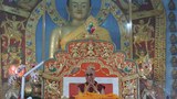 ༧གོང་ས་མཆོག་གིས་བྱང་རྩེ་གྲྭ་ཚང་ནང་ཕྱི་ནང་མི་མང་གསུམ་ཁྲི་ལྷག་ལ་ལམ་རིམ་ཆེན་མོའི་བཀའ་ཆོས་འཕྲོ་སྐྱོང་གནང་བཞིན་པ། ༢༠༡༤།༡༢།༢༤