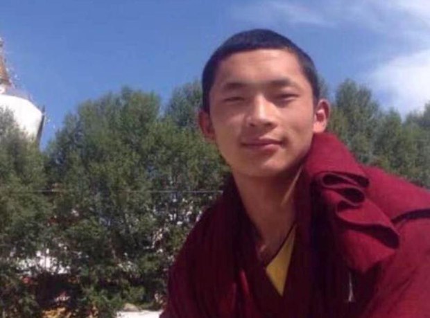 བློ་བཟང་དར་རྒྱས་ལགས།