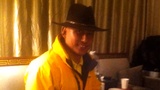 ཆབ་སྲིད་བཙོན་པ་ཞིག་གློད་བཀྲོལ།
