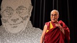 ༧གོང་ས་མཆོག་གིས་ཅེཀ་Prague་ནང་མི་མང་ལ་བཀའ་སློབ་གནང་སྐབས། ༢༠༡༦།༡༠།༡༩