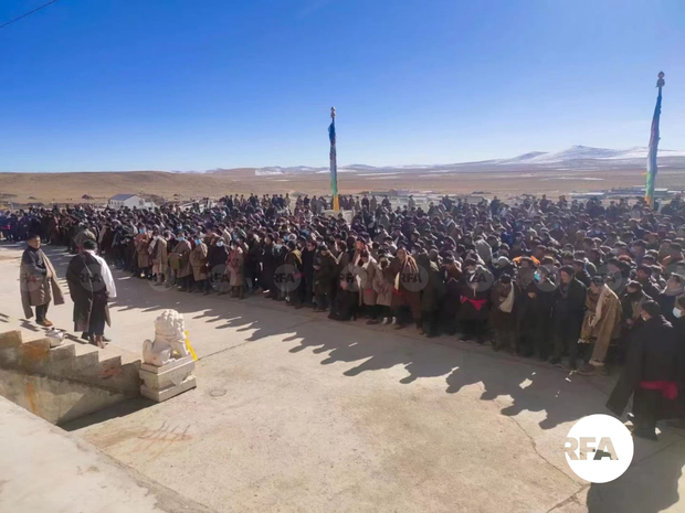 འཚེ་མེད་ཞི་བར་རྒྱབ་སྐྱོར་ཆེད་མཛོད་དགེ་གླིང་བ་ཡུལ་ཚོའི་སྐྱེས་པ་༡༡༡༣གྱིས་རྐུ་དང་རྒྱན་འཇོག་པ་གྲི་འདོགས་པ་སོགས་འཚེ་བ་མི་བྱེད་པའི་དམ་བཅའ་བཞག་ཡོད་འདུག