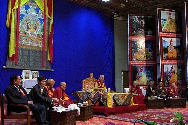 དགེ་ལུགས་པའི་རྒྱལ་ཡོངས་ཚོགས་ཆེན་ཐེངས་དང་པོའི་ཉིན་གཉིས་པའི་སྐབས། ༢༠༡༥།༦།༢༤