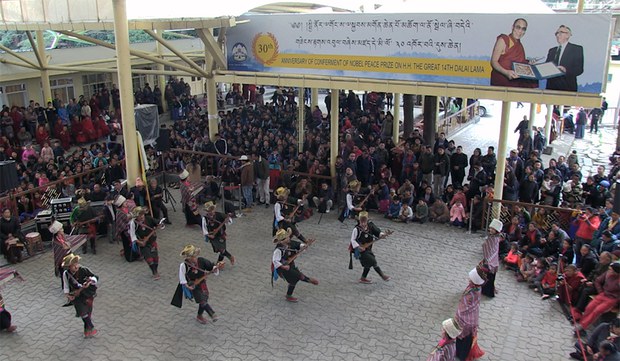 རྡ་རམ་སཱ་ལར་༧གོང་ས་མཆོག་ལ་ནོ་སྦེལ་ཞི་བདེའི་གཟེངས་རྟགས་འབུལ་བཞེས་མཛད་ནས་མི་ལོ་༣༠་འཁོར་བའི་དུས་ཆེན་སྲུང་བརྩི། ༢༠༡༩།༡༢།༡༠ རྡ་རམ་སཱ་ལར་༧གོང་ས་མཆོག་ལ་ནོ་སྦེལ་ཞི་བདེའི་གཟེངས་རྟགས་འབུལ་བཞེས་མཛད་ནས་མི་ལོ་༣༠་འཁོར་བའི་དུས་ཆེན་སྲུང་བརྩི། ༢༠༡༩།༡༢།༡༠