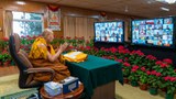 ༧གོང་ས་མཆོག་གིས་དཀའ་ངལ་མང་པོ་ཞིག་བདེན་བཞི་བསམ་བློ་གཏོང་བའི་སྒོ་ནས་གདོང་ལེན་བྱེད་ན་ཕན་ཐོགས་ཡོད་པ་བཀའ་གནང་འདུག