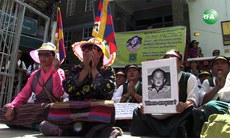 རྡ་རམ་སཱ་ལར་བོད་མི་ཚོས་པཎ་ཆེན་དགེ་འདུན་ཆོས་ཀྱི་ཉི་མ་མཆོག་གློད་གྲོལ་ཅེད་ལས་འགུལ། ༢༠༡༨།༥།༡༧