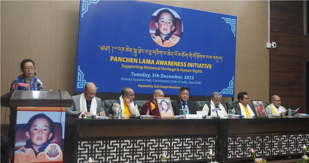 པཎ་ཆེན་རིན་པོ་ཆེ་འཕྲལ་དུ་རྒྱ་ནག་གི་འཛིན་བཟུང་དོ་དམ་འོག་ནས་གློད་བཀྲོལ་གཏོང་དགོས།