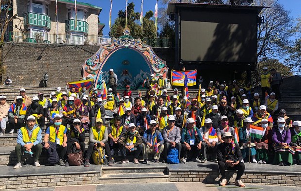 བོད་མི་༡༥༠ལྷག་གིས་དར་རྒྱས་གླིང་ནས་ས་ལུ་སྒར་བར་བོད་དོན་ཞི་བའི་གོམ་བགྲོད་གནང་བཞིན་འདུག བོད་མི་༡༥༠ལྷག་གིས་དར་རྒྱས་གླིང་ནས་ས་ལུ་སྒར་བར་བོད་དོན་ཞི་བའི་གོམ་བགྲོད་གནང་བཞིན་འདུག