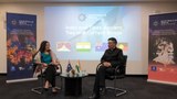 ཨོ་སི་ཁྲི་ར་ལི་ཡ་རྒྱ་གར་གྱི་རིག་གཞུང་ལྟེ་གནས་ཁང་དུ་སྲིད་སྐྱོང་སྤེན་པ་ཚེ་རིང་མཆོག་ནས། རྒྱ་གར་དང་བོད་ཀྱི་གནའ་དེང་འབྲེལ་བའི་སྐོར་གསུང་བཤད་གནང་ཡོད་པ།