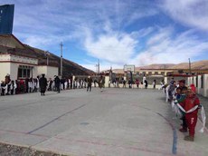 འཕགས་པ་ལགས་བཙོན་བཀྲོལ་བྱུང་སྐབས་ས་གནས་བོད་མིས་དགའ་བསུ་བྱེད་བཞིན་པ། ༢༠༡༥།༡།༢༢