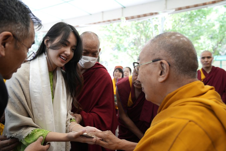 Phan-Anh-Thu-OHHDL.jpg Phan-Anh-Thu-OHHDL.jpg