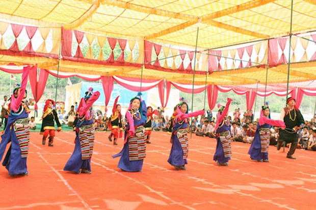 སྤོན་ཊ་ཆོལ་གསུམ་ལོ་༥༠འཁོར་བའི་ཉིན་མོ་སྲུང་བརྩི། སྤོན་ཊ་ཆོལ་གསུམ་ལོ་༥༠འཁོར་བའི་ཉིན་མོ་སྲུང་བརྩི།