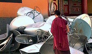 རླུང་འཕྲིན་ཐོག་དམ་བསྒྲཌ། རླུང་འཕྲིན་ཐོག་དམ་བསྒྲཌ།