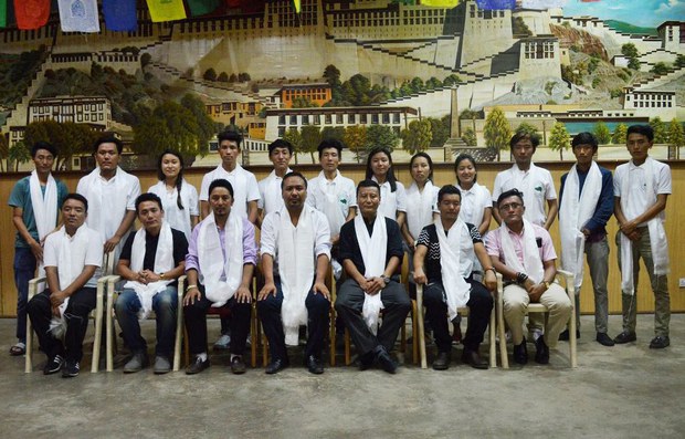 རྒྱ་གར་ལྷོ་ཕྱོཊ་བྷེང་ལོར་ས་གནས་བོད་ཀྱི་གཞོན་ནུ་དང་དབུས་གཞོན་ནུ་ལྷན་ཚོཊ། ༢༠༡༦།༧།༥