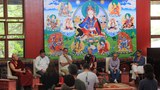 དོན་གཅོད་འཇིགས་མེད་ཚེ་རིང་ལགས་ཆུ་ཚོད་བརྒྱ་དང་བརྒྱད་ཀྱི་ཞི་བདེའི་བྱེད་སྒོའི་སྐུ་མགྲོན་དུ་ཕེབས་འདུག