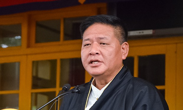 བཀའ་ཤག་གི་གསལ་བཤད་ལ་ད་ལྟའི་ཆར་འགྲེལ་བཤད་གང་ཡང་མེད།