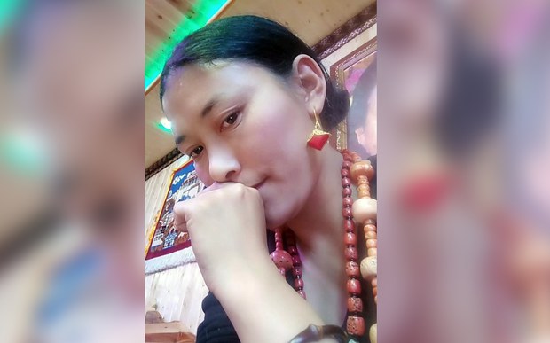 དགེ་རྒན་རིན་ཆེན་སྐྱིད་སྨན་ཁང་དུ་ནད་རྟགས་གང་ཡང་མེད་པ་ངོས་འཛིན་བྱས་འདུག་ན་ཡང་རྒྱ་ནག་གཞུང་གིས་མུ་མཐུད་བཀག་ཉར་འོག་བཞག་ཡོད་འདུག