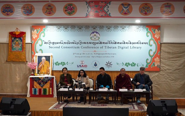 བོད་ཀྱི་གྲངས་འཛིན་དཔེ་མཛོད་ཀྱི་མཉམ་འདུས་ཚོགས་སྡེའི་ཚོགས་ཆེན་ཐེངས་གཉིས་པ་བཞུགས་སྒར་དུ་འཚོགས་པ། བོད་ཀྱི་གྲངས་འཛིན་དཔེ་མཛོད་ཀྱི་མཉམ་འདུས་ཚོགས་སྡེའི་ཚོགས་ཆེན་ཐེངས་གཉིས་པ་བཞུགས་སྒར་དུ་འཚོགས་པ།