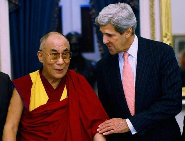 ༧གོང་ས་མཆོག་དང་ཨ་རིའི་ཕྱི་སྲིད་དྲུང་ཆེ་Kerryམཇལ་འཕྲད་ཞིག་གི་སྐབས། 
