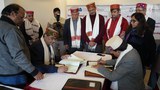 ༧གོང་ས་མཆོག་གི་དགོངས་གཞི་ལྟར་རྒྱ་གར་ཧི་མ་ལ་ཅལ་མངའ་སྡེའི་སློབ་གྲྭ་ཁག༦༠ནང་། རིང་མིན་སཱི་ཤེས་ཡོན་སློབ་གསོ་ལག་བསྟར་གྱི་ཆོད་ཡིག་བཞག་ཡོད་པ།